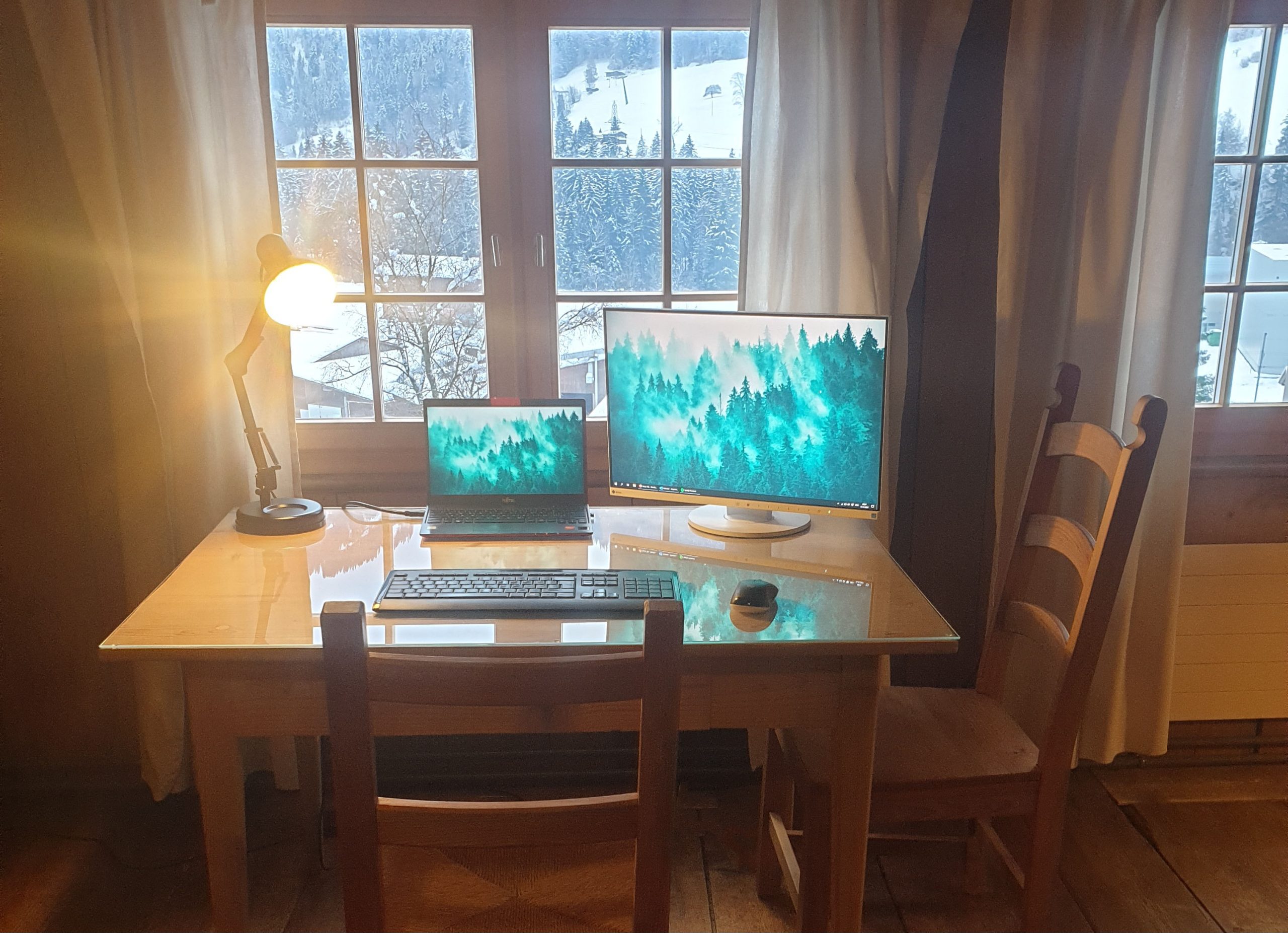 Read more about the article Ergonomie am Arbeitsplatz: Tipps für mehr Komfort und Effizienz